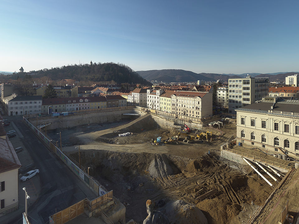 Livebild Baukamera 1 - Webcam 'Gesamtpanorama Südseite' - Baustelle Neubau Graz Center of Physics, Universität und TU Graz (ca. 5 Minuteninterval)