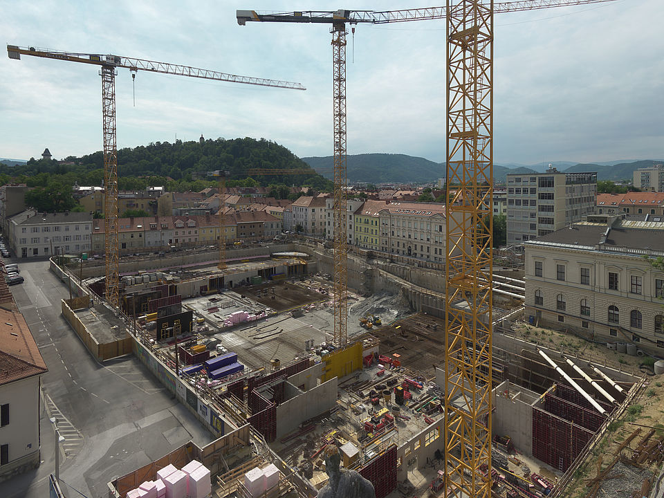 Livebild Baukamera 1 - Webcam 'Gesamtpanorama Südseite' - Baustelle Neubau Graz Center of Physics, Universität und TU Graz (ca. 5 Minuteninterval)