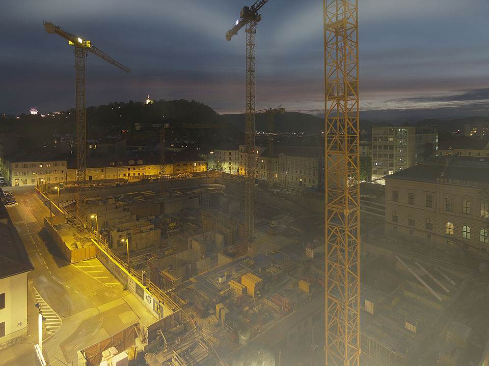 Livebild Baukamera 1 - Webcam 'Gesamtpanorama Südseite' - Baustelle Neubau Graz Center of Physics, Universität und TU Graz (ca. 5 Minuteninterval)