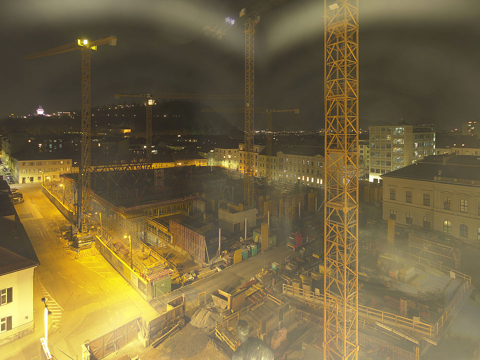 Livebild Baukamera 1 - Webcam 'Gesamtpanorama Südseite' - Baustelle Neubau Graz Center of Physics, Universität und TU Graz (ca. 5 Minuteninterval)