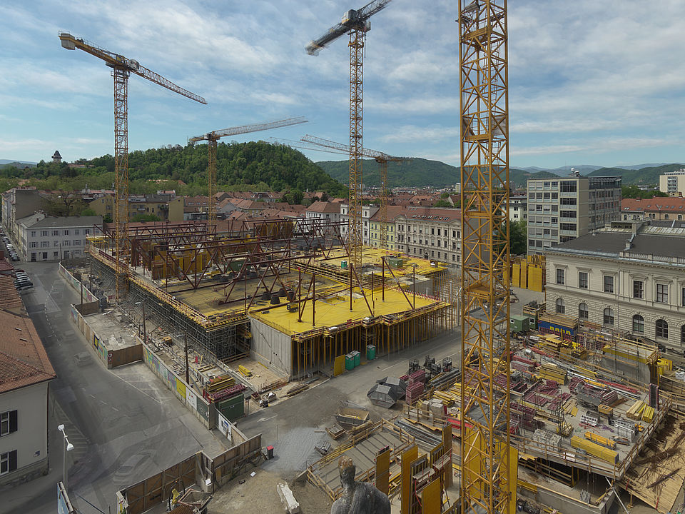 Livebild Baukamera 1 - Webcam 'Gesamtpanorama Südseite' - Baustelle Neubau Graz Center of Physics, Universität und TU Graz (ca. 5 Minuteninterval)
