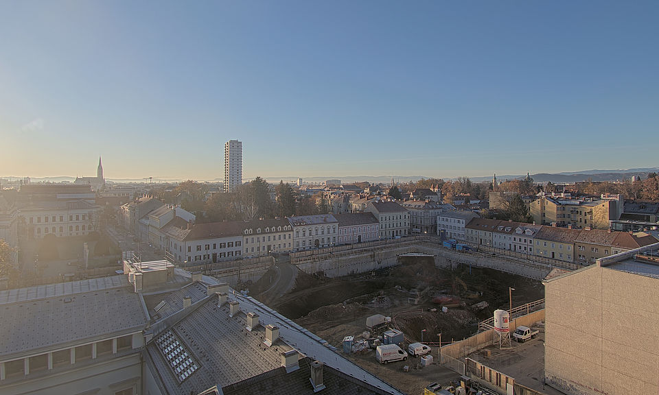 Livebild Baukamera 2 - Webcam 'Gesamtpanorama Nordseite' - Baustelle Neubau Graz Center of Physics, Universität und TU Graz (ca. 5 Minuteninterval)