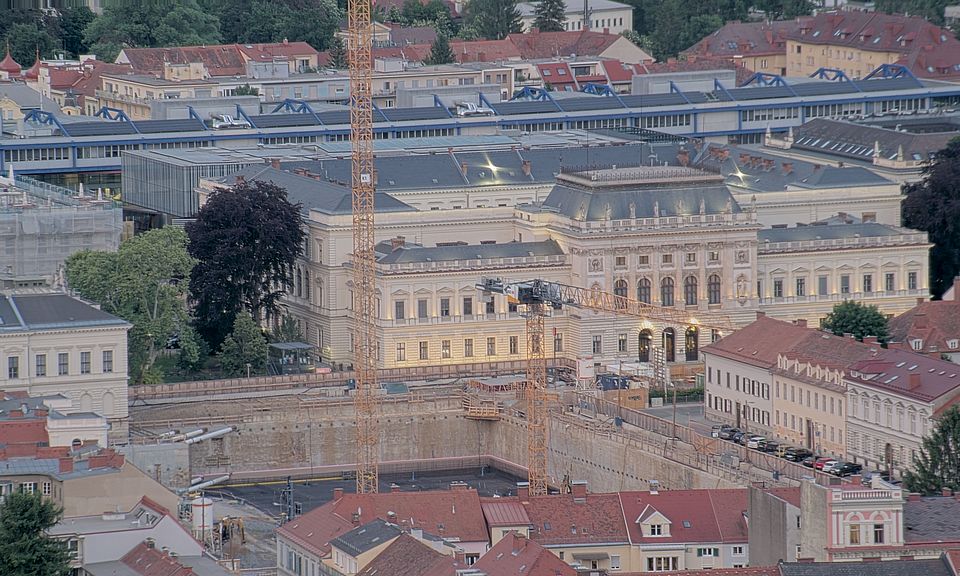 Livebild Baukamera 3 - Webcam 'Gesamtpanorama Westseite' - Baustelle Neubau Graz Center of Physics, Universität und TU Graz (ca. 5 Minuteninterval)