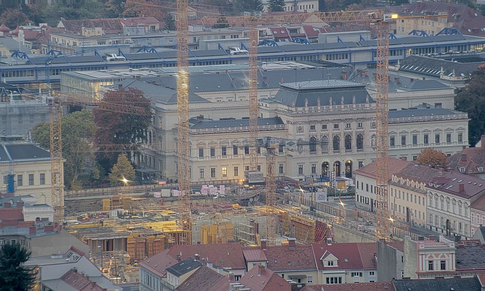 Livebild Baukamera 3 - Webcam 'Gesamtpanorama Westseite' - Baustelle Neubau Graz Center of Physics, Universität und TU Graz (ca. 5 Minuteninterval)