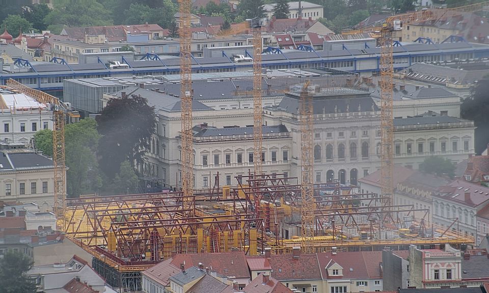 Livebild Baukamera 3 - Webcam 'Gesamtpanorama Westseite' - Baustelle Neubau Graz Center of Physics, Universität und TU Graz (ca. 5 Minuteninterval)